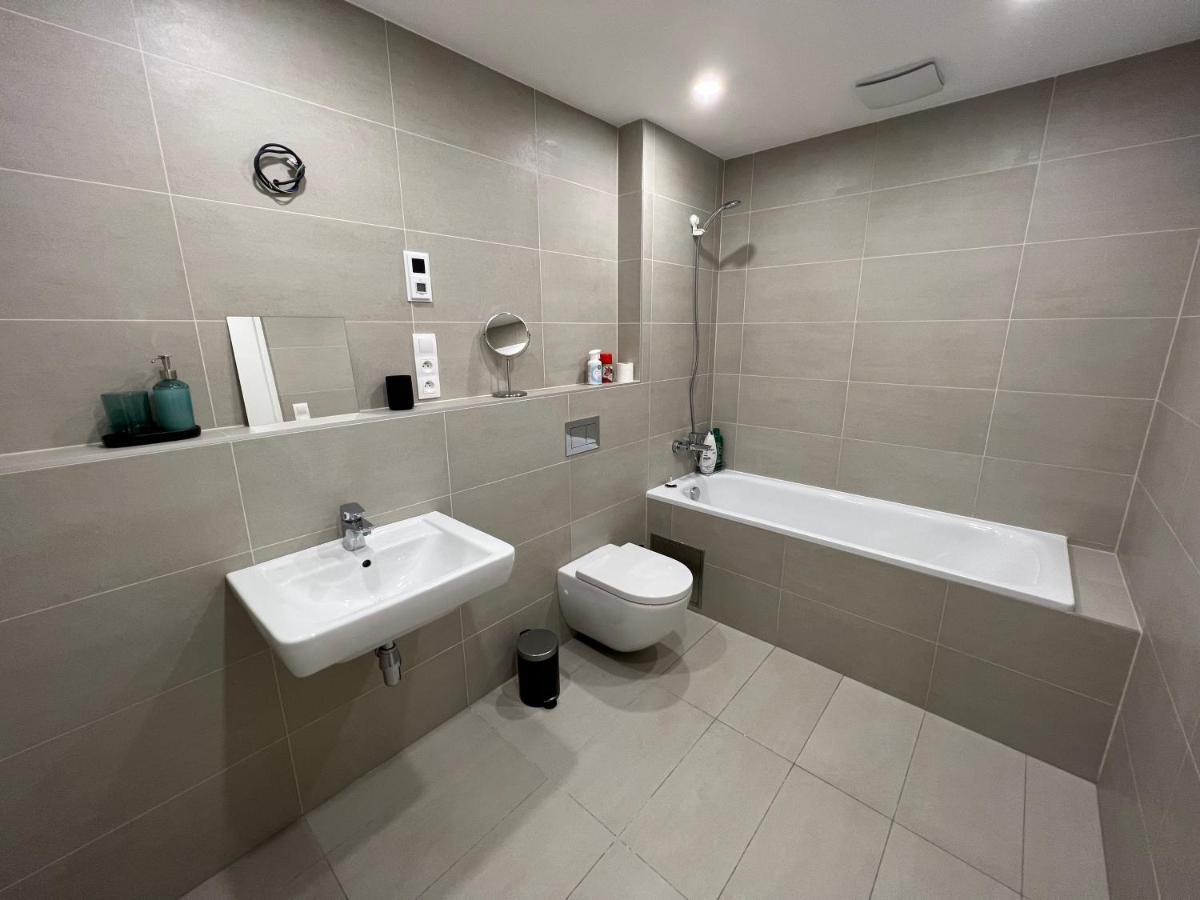 The Dante Prague - Family And Friends Apartments, Free Parking Ngoại thất bức ảnh